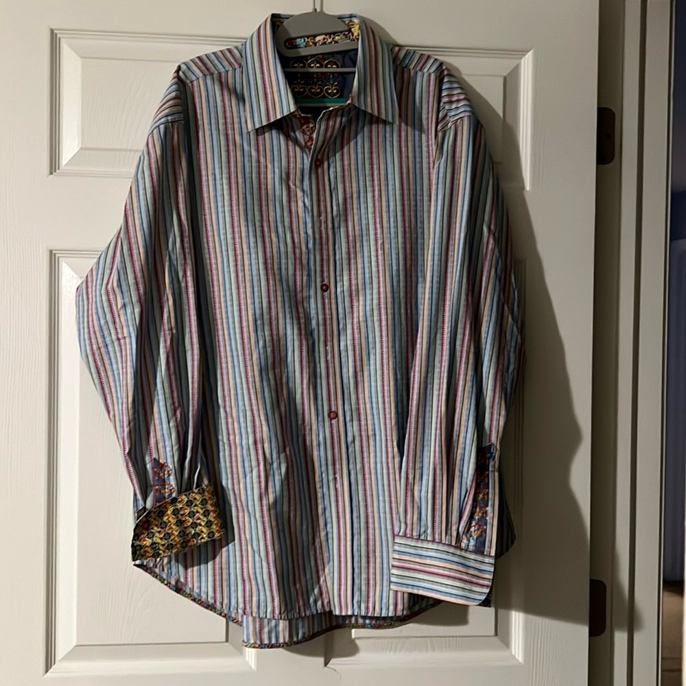 Styling Robert Graham long sleeve button down